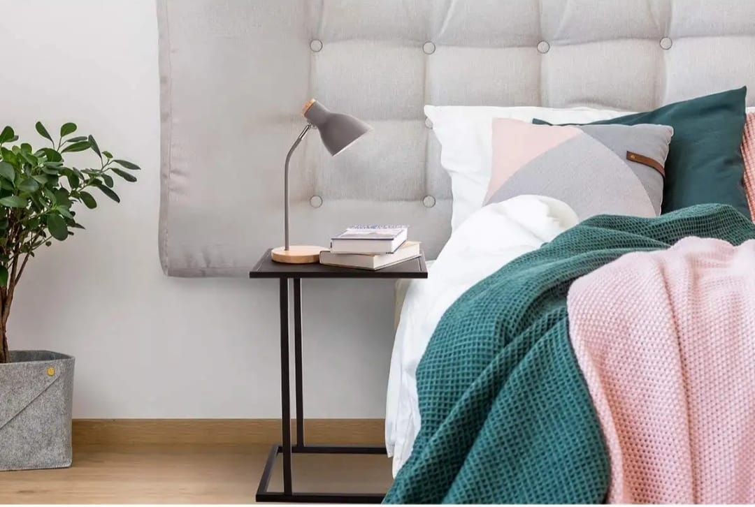 Small-sized laptop table used on sofa or floor for study, work, or tea – MetalX